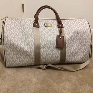 Michael kors travel duffle bag